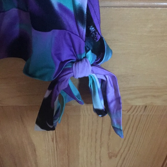 Watercolor Top - Picture 2 of 3